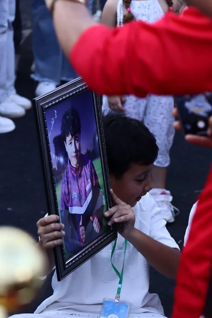 الكابتن صالح، نجم الملعب